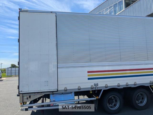 Isuzu GIGA 2019-09 8659260-13