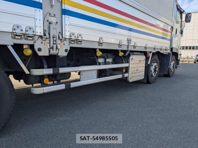 Isuzu GIGA 2019-09 8659260-15