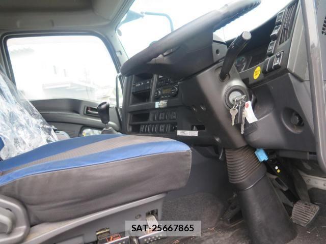 Isuzu GIGA 2016-08 8666192-28