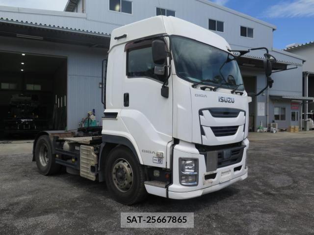 Isuzu GIGA 2016-08 8666192-2