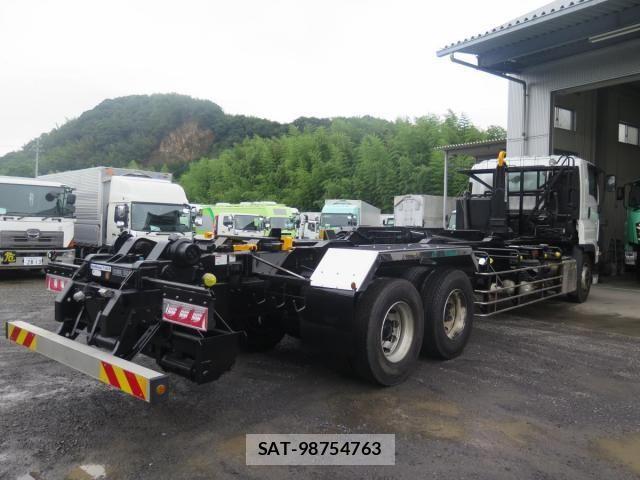 Isuzu GIGA 2020-03 8659254-6