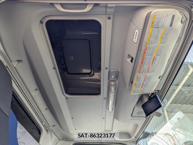 Isuzu GIGA 2016-10 8659261-23
