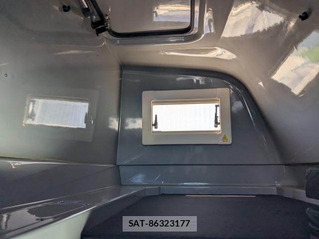 Isuzu GIGA 2016-10 8659261-26