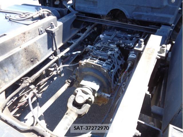 Isuzu GIGA 2018-09 8685602-12