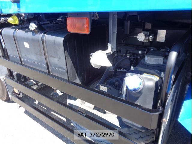 Isuzu GIGA 2018-09 8685602-17