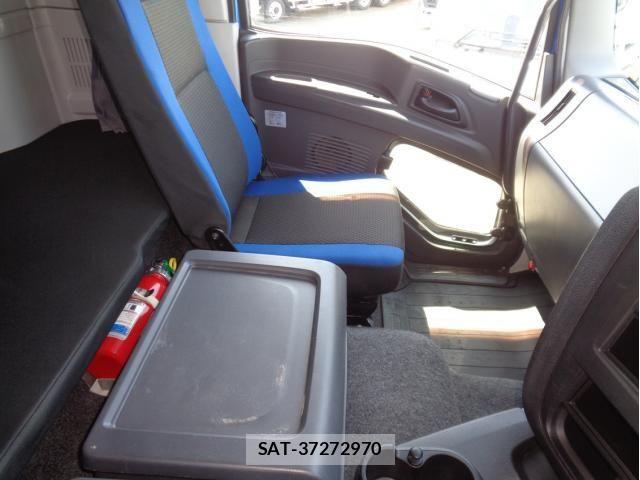 Isuzu GIGA 2018-09 8685602-22