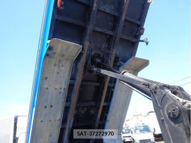 Isuzu GIGA 2018-09 8685602-8