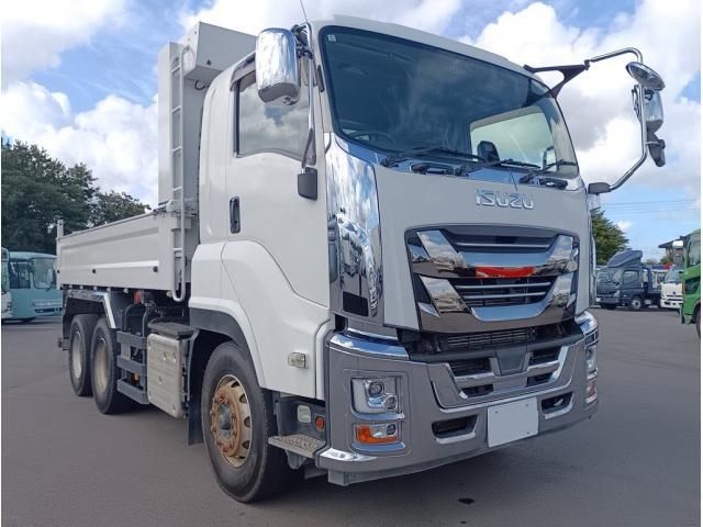 Isuzu GIGA 2020-11 8732992-1