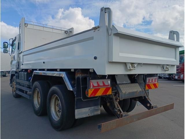 Isuzu GIGA 2020-11 8732992-4