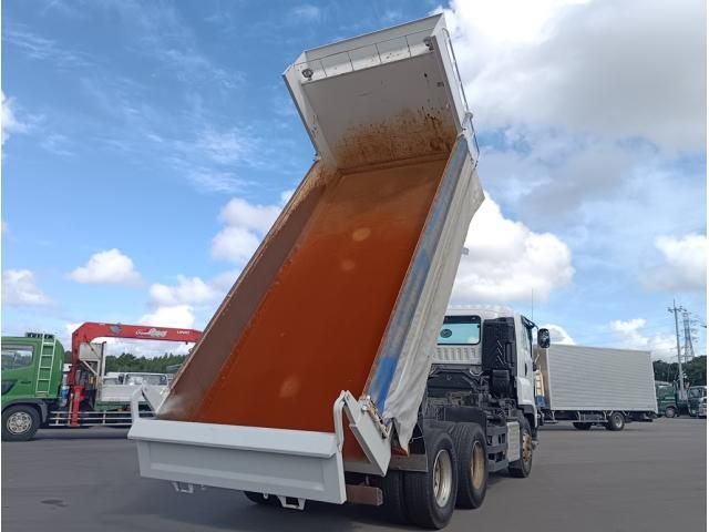 Isuzu GIGA 2020-11 8732992-6