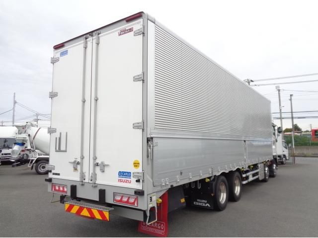 Isuzu GIGA 2025-07 8732985-2