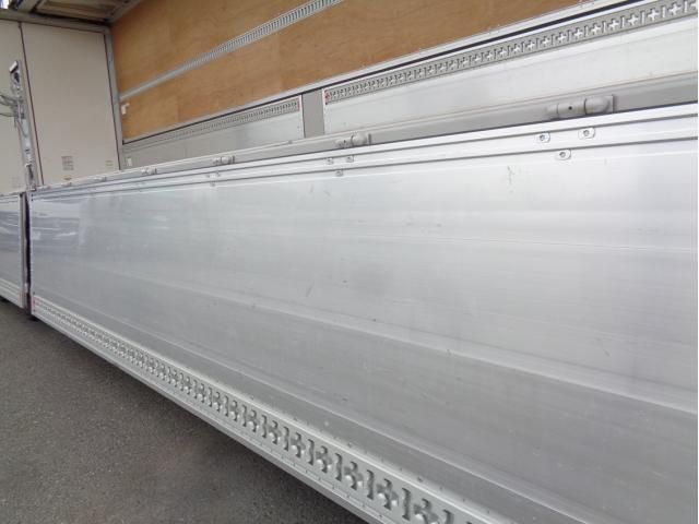 Isuzu GIGA 2025-07 8732985-8