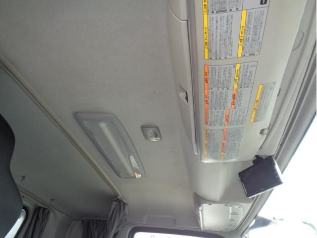 Isuzu GIGA 2021-07 8732988-25