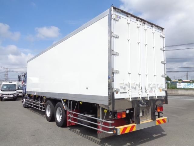 Isuzu GIGA 2021-07 8732988-3