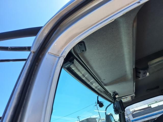 Isuzu GIGA 2014-09 8732991-9