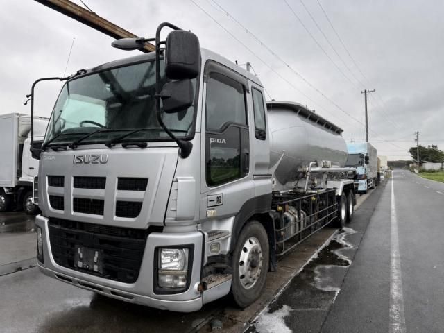 Isuzu GIGA 2014-09 8732991-1