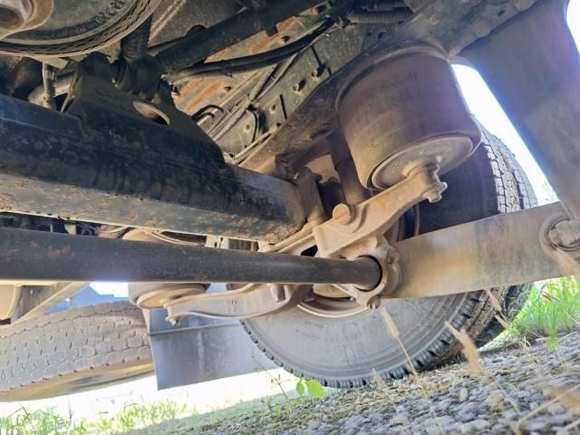 Isuzu GIGA 2014-09 8732991-21
