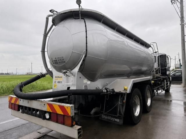 Isuzu GIGA 2014-09 8732991-4