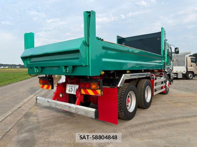 Isuzu GIGA 2014-03 8742386-3