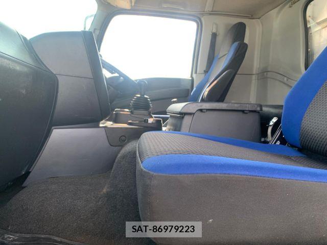 Isuzu GIGA 2016-03 8742385-11