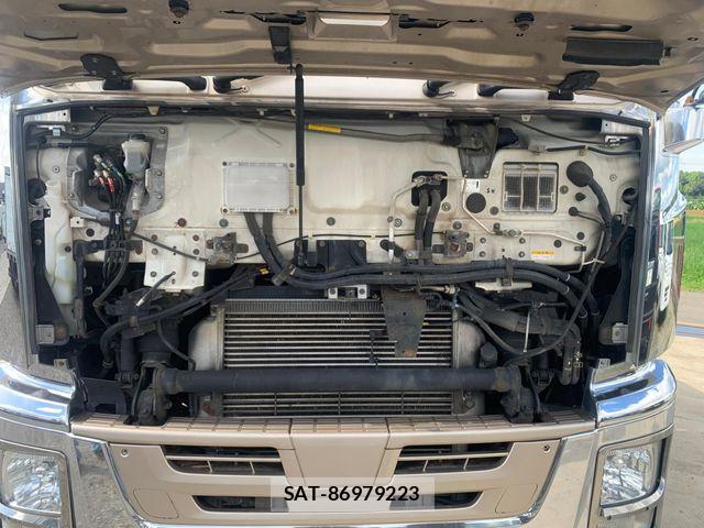 Isuzu GIGA 2016-03 8742385-25