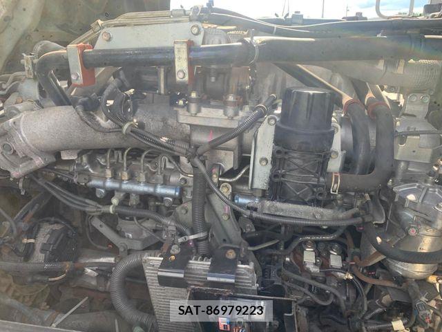 Isuzu GIGA 2016-03 8742385-27