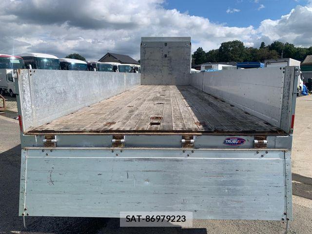 Isuzu GIGA 2016-03 8742385-4
