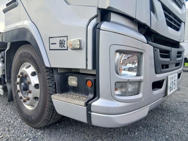 Isuzu GIGA 2017-01 8732993-12