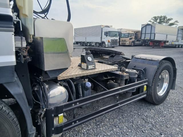 Isuzu GIGA 2017-01 8732993-25