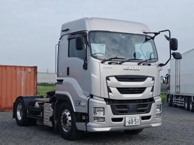 Isuzu GIGA 2017-01 8732993-5