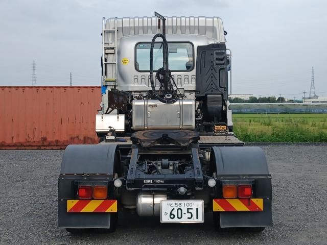 Isuzu GIGA 2017-01 8732993-7