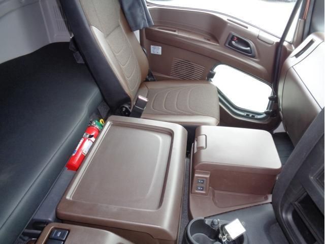Isuzu GIGA 2024-03 8732987-25