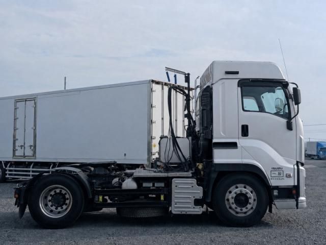 Isuzu GIGA 2018-01 8732994-10