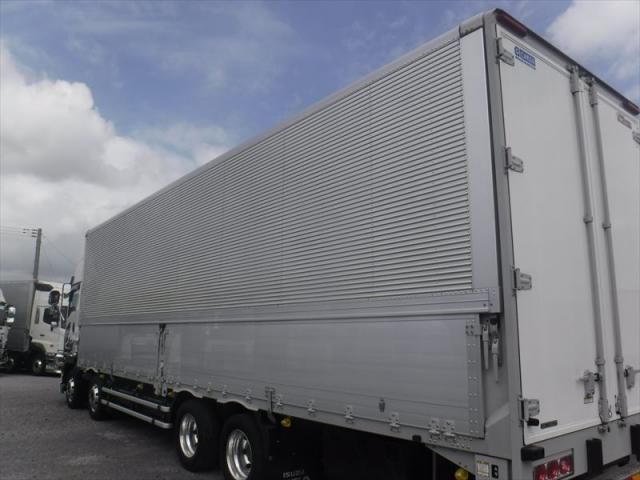 Isuzu GIGA 2024-07 8732984-11