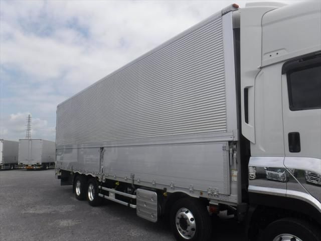 Isuzu GIGA 2024-07 8732984-4