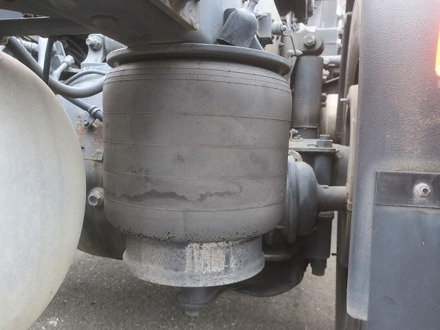 Isuzu GIGA 2006-12 8732995-9