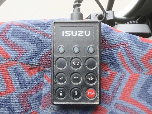 Isuzu GIGA 2006-12 8732995-17