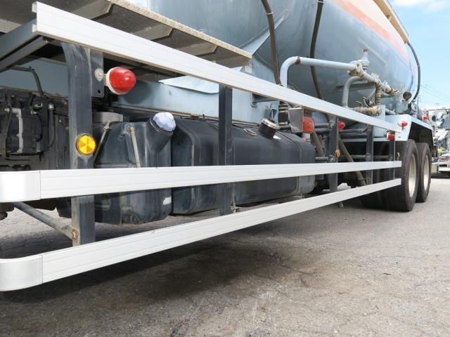 Isuzu GIGA 2015-08 8770712-15