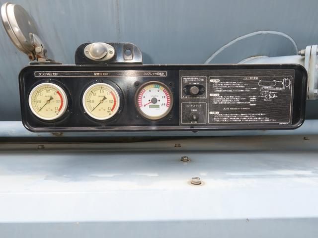 Isuzu GIGA 2015-08 8770712-18