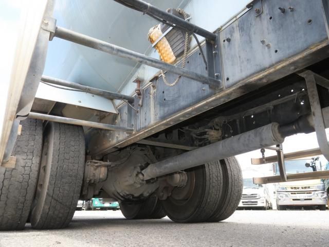 Isuzu GIGA 2015-08 8770712-21