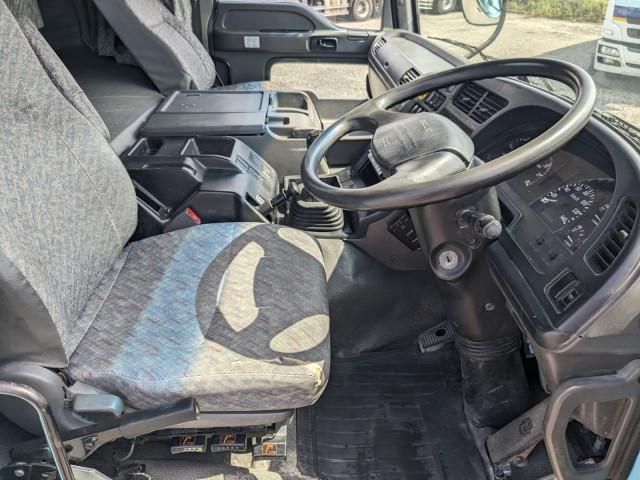 Isuzu GIGA 2013-11 8770715-20