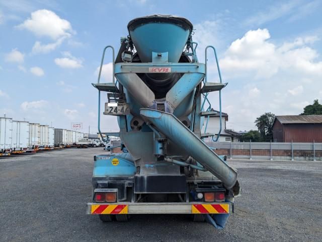 Isuzu GIGA 2013-11 8770715-4
