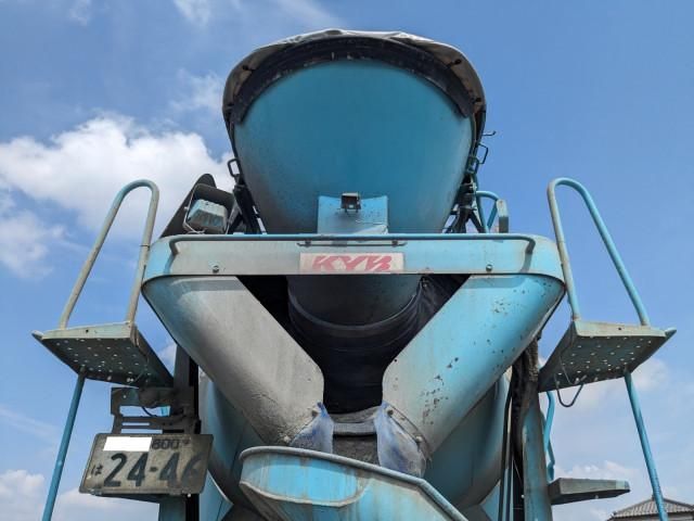Isuzu GIGA 2013-11 8770715-8
