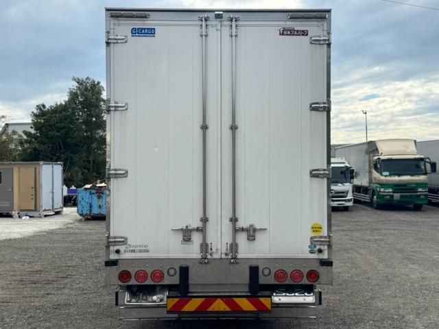 Isuzu GIGA 2017-11 8770716-14