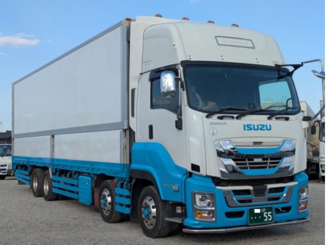 Isuzu GIGA 2021-07 8770710-1