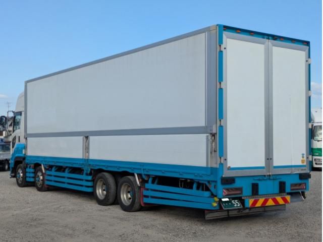 Isuzu GIGA 2021-07 8770710-2