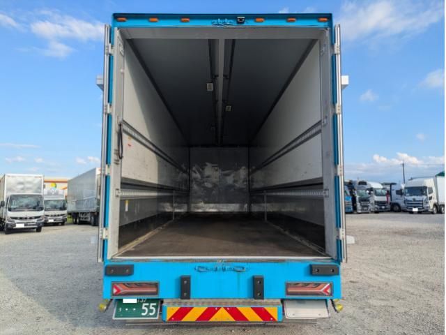 Isuzu GIGA 2021-07 8770710-7