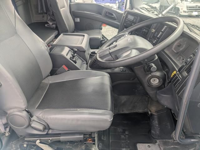 Isuzu GIGA 2017-10 8770713-20