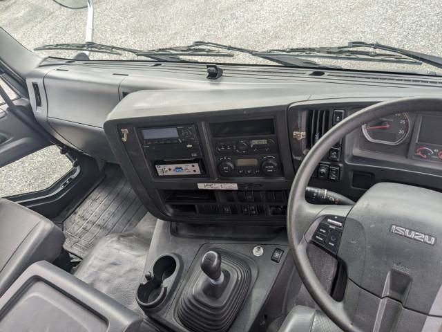 Isuzu GIGA 2017-10 8770713-23