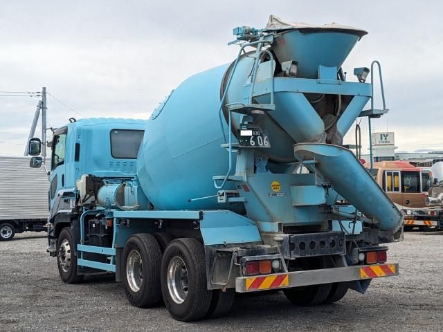 Isuzu GIGA 2017-10 8770713-2